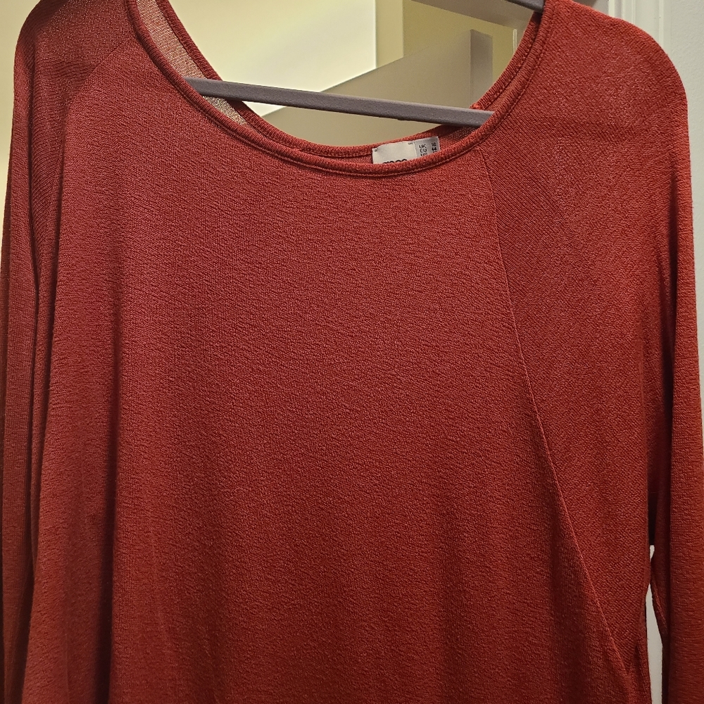 Burnt orange colored Light sweater